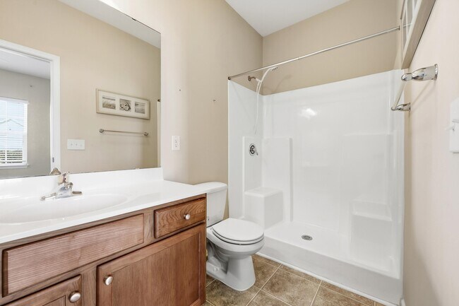 Building Photo - 292 Oak Crest Cir