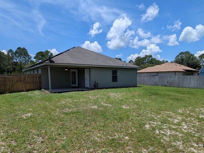 Building Photo - 2618 Salamanca St