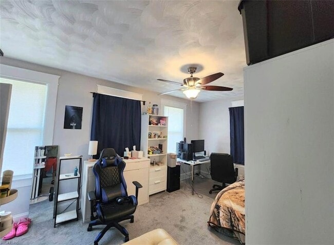 Building Photo - 3605 Killam Ave