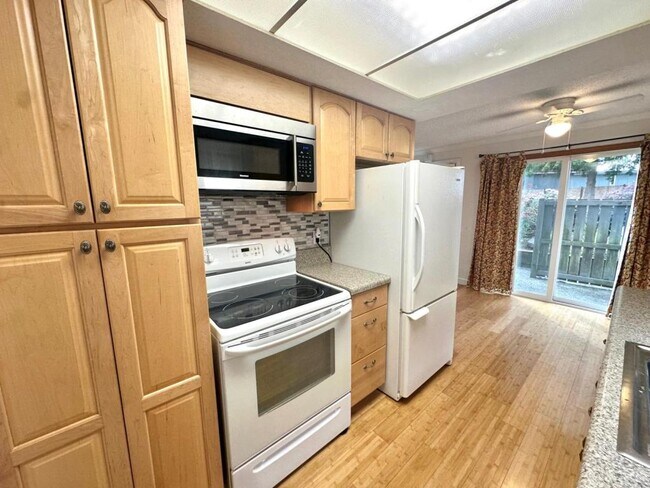 Building Photo - 6113 204th St SW