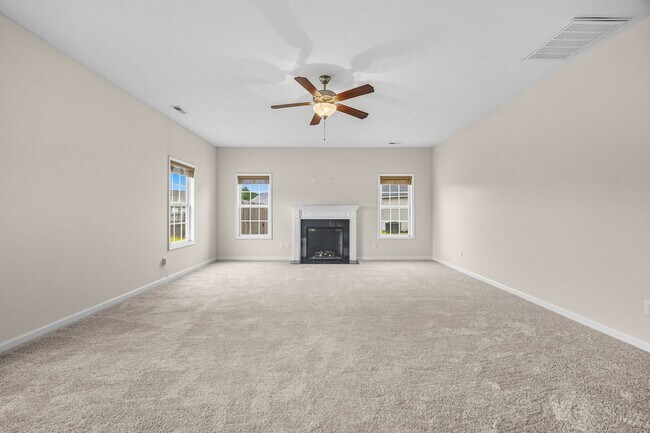 Building Photo - Welcome to Carolina Plantations!