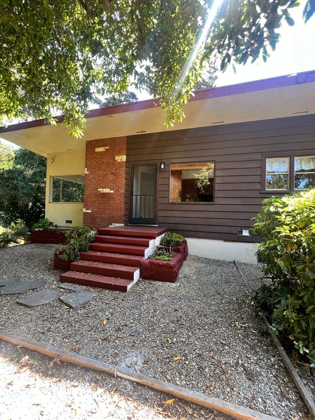 Primary Photo - Montecito - 2 Bedroom, 1.5 Bath Home