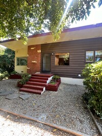 Building Photo - Montecito - 2 Bedroom, 1.5 Bath Home