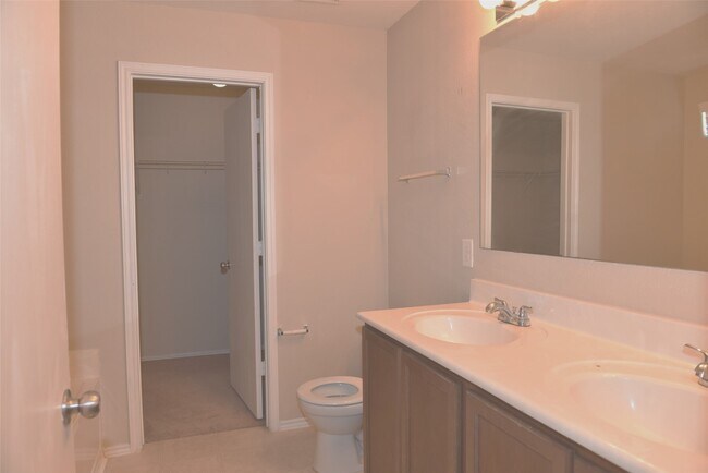 Building Photo - 2626 Ensbrook Meadow Lane