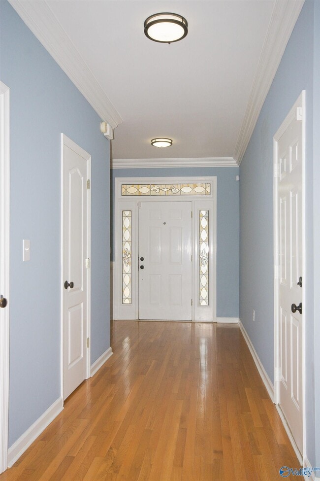 Building Photo - 104 Lancaster Ct SW