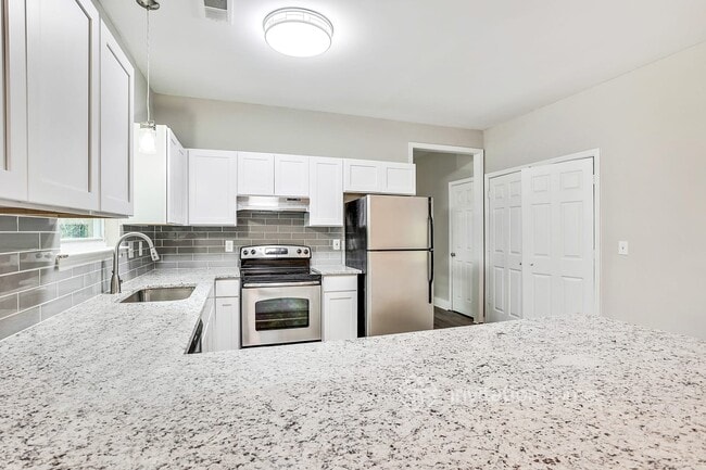Building Photo - 3986 Bakers Ferry Rd SW