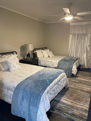 Building Photo - 14 Whitman St