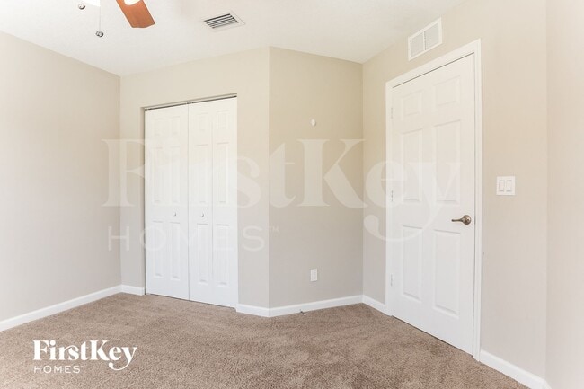 Building Photo - 3921 SW Kabane St