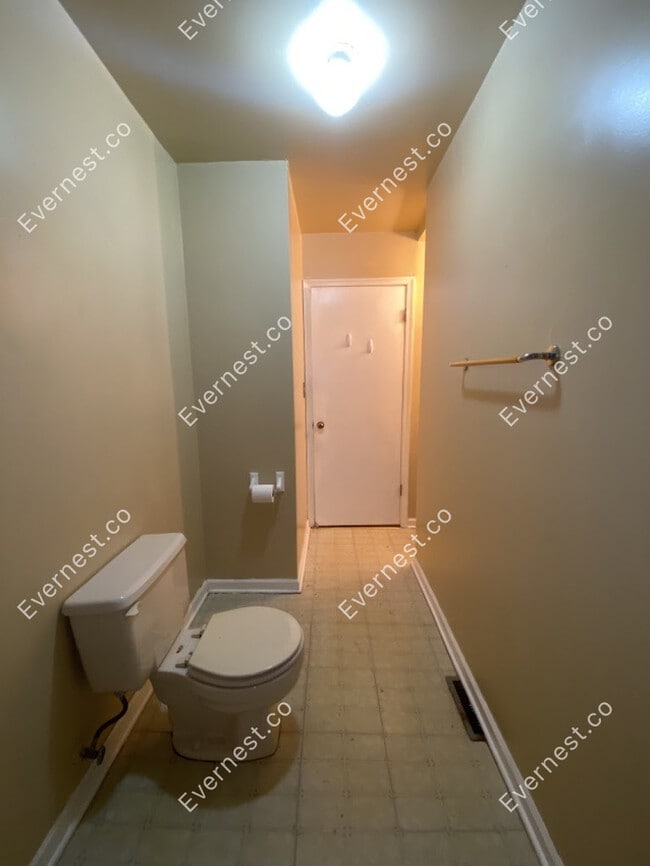 Building Photo - 13408 Wilderness Park Dr
