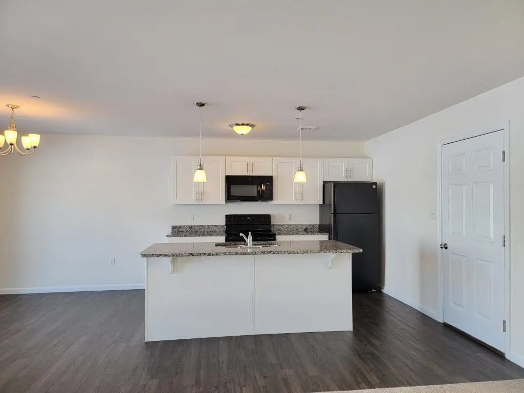 Building Photo - 64 Rollins Ln