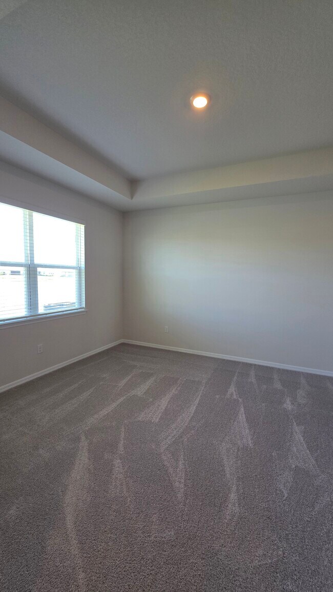 Building Photo - 642 157th Ct E