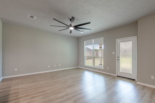 Building Photo - 3722 Sage Ln