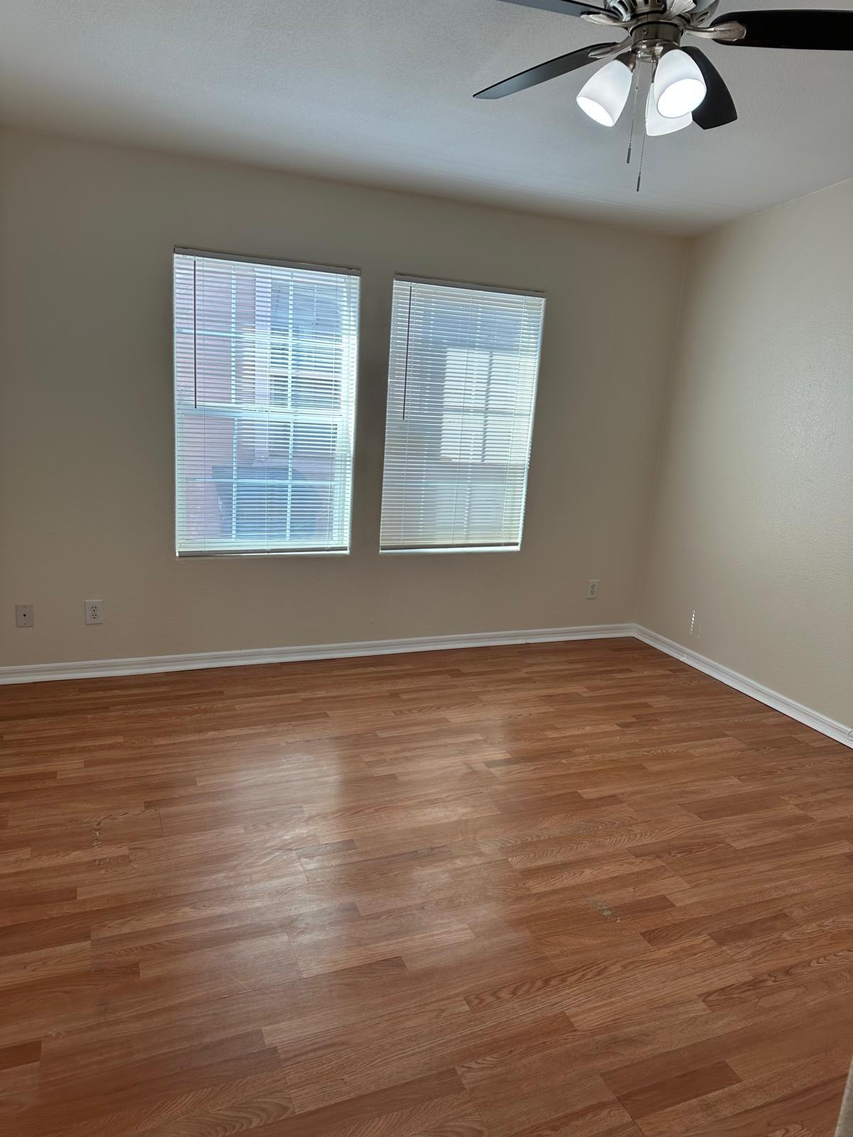 Building Photo - 2308 Rangeview Dr