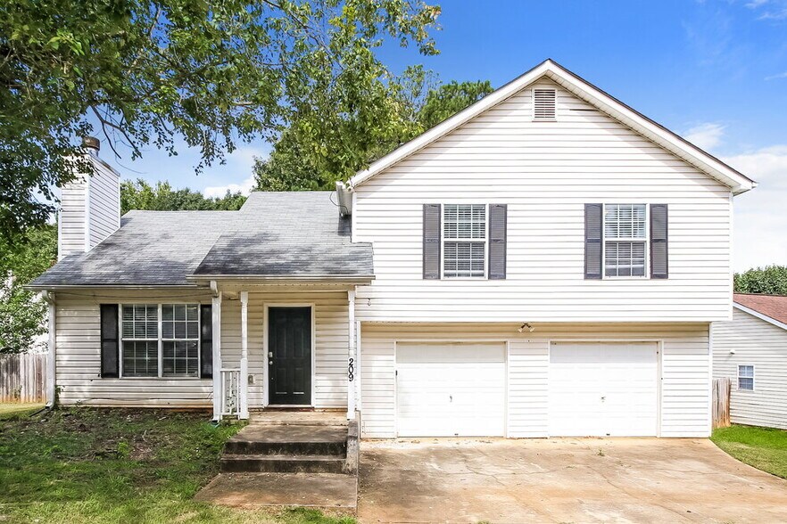 Primary Photo - 209 Brandon Ridge Cir