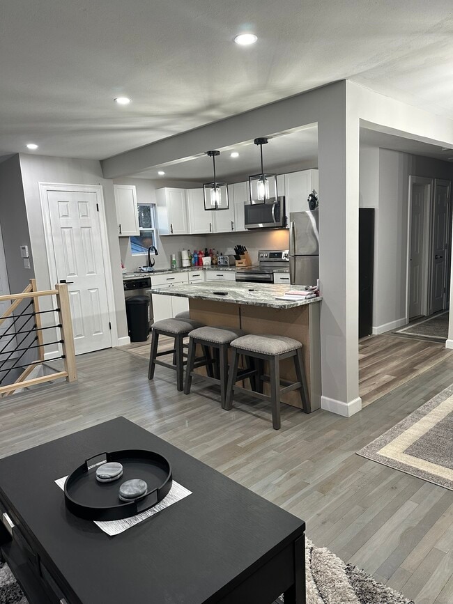 Building Photo - 236 Long Island Ave