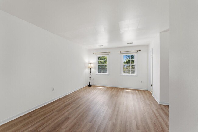 Building Photo - 7428 Chummley Ct