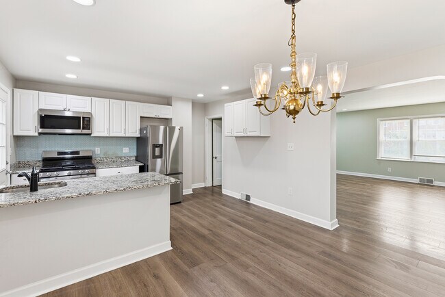 Building Photo - 8130 Kirkwall Ct
