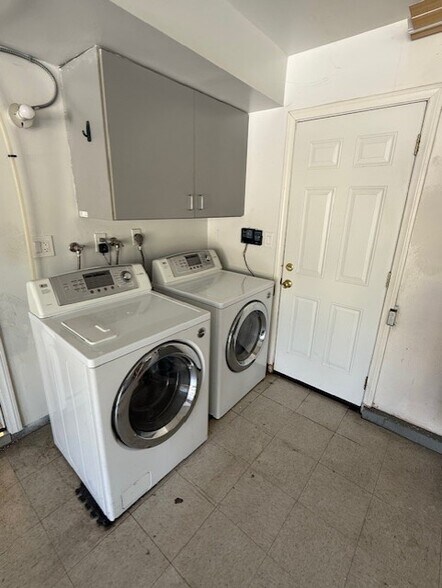 Building Photo - 5125 Caldera Ct