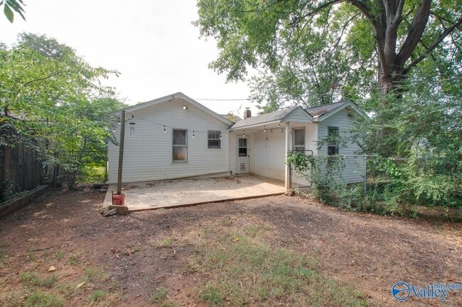 Building Photo - 1611 Beirne Ave NE