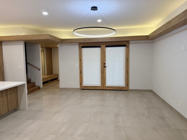 Building Photo - 702 Sage Ln