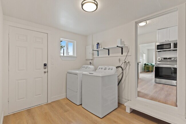 Laundry Room - 123 2nd St SE