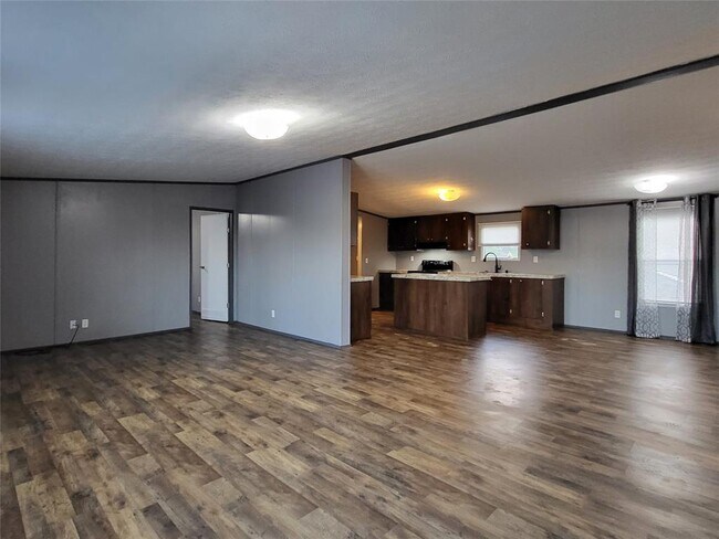 Building Photo - 21518 Cherry Hollow Dr