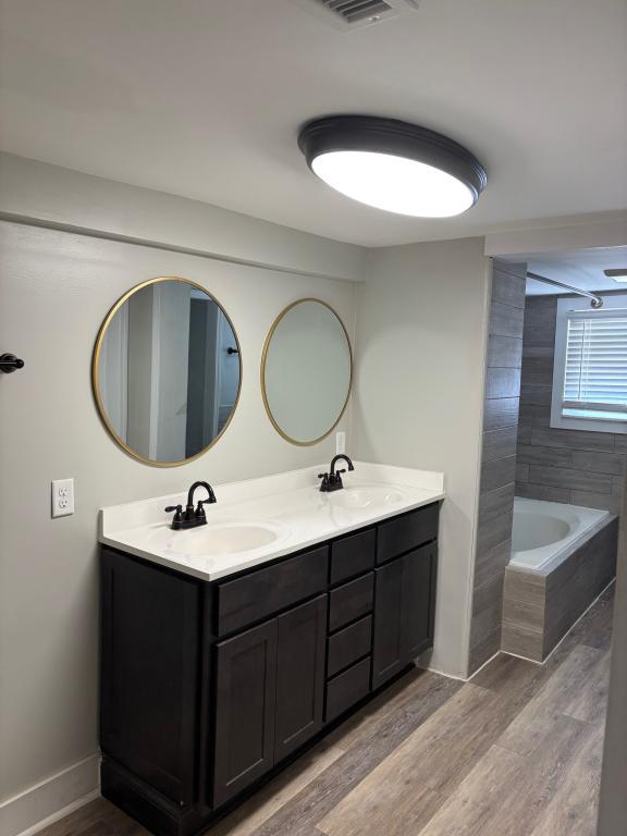 Building Photo - 413 Sparta St