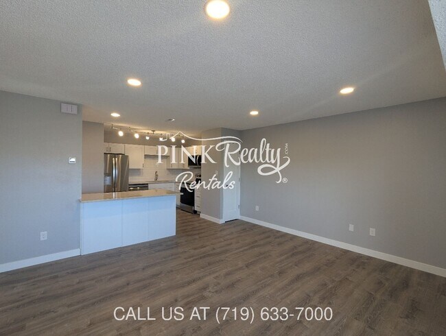 Building Photo - 4435 Hunting Meadows Cir