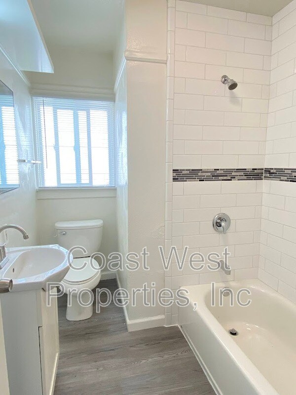 Building Photo - 4469 Maryland St