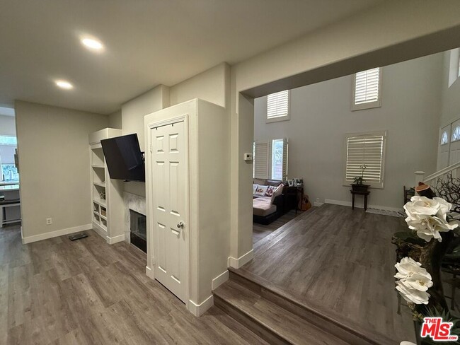 Building Photo - 1866 Brush Oak Ct