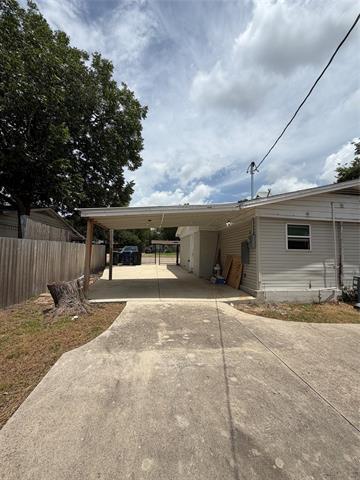 Building Photo - 401 E Miller Rd