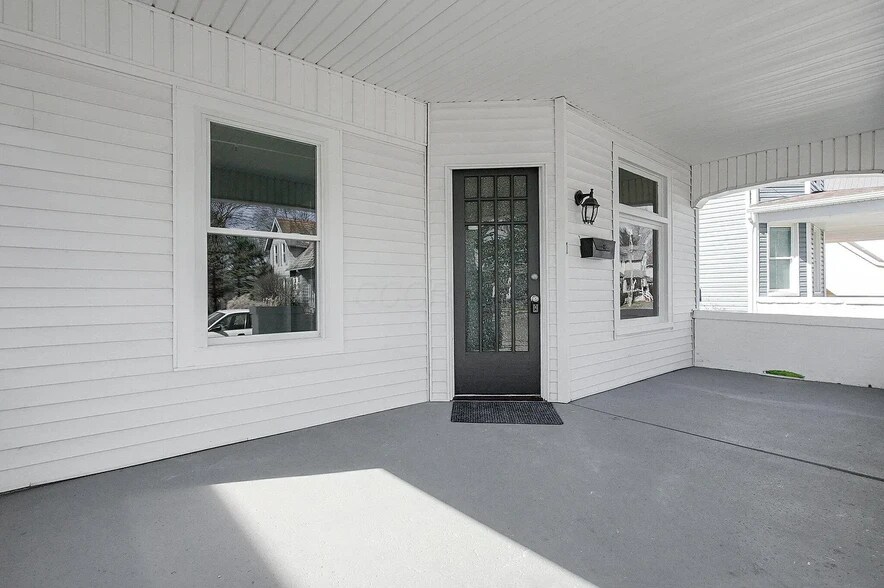 Building Photo - 193 Central Ave