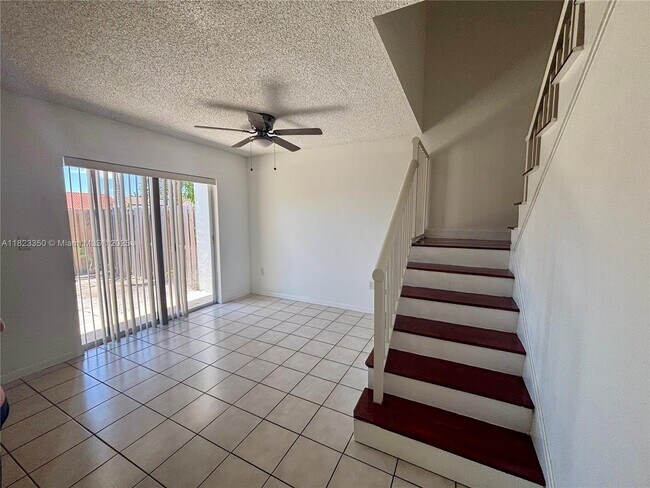 Building Photo - 6246 SW 131st Pl