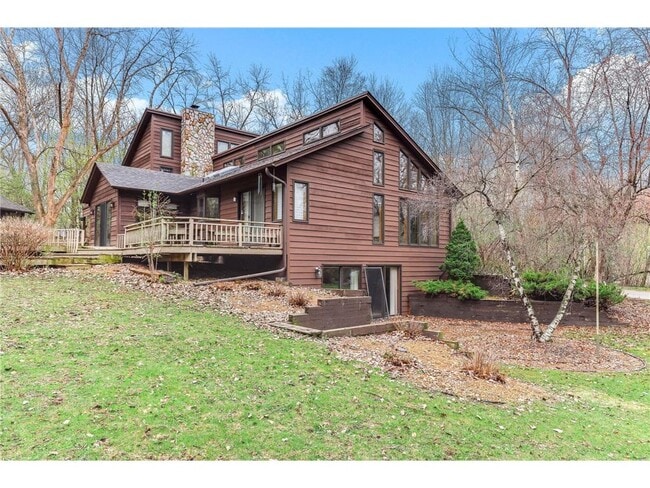 Building Photo - 5880 Christmas Lake Rd