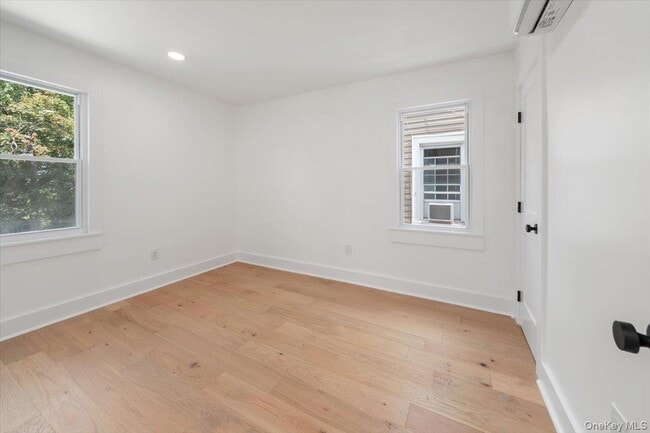 Building Photo - 104-17 Rosita Pl