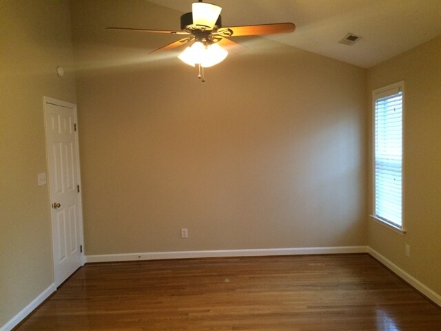 Building Photo - 3520 Huntingridge Drive
