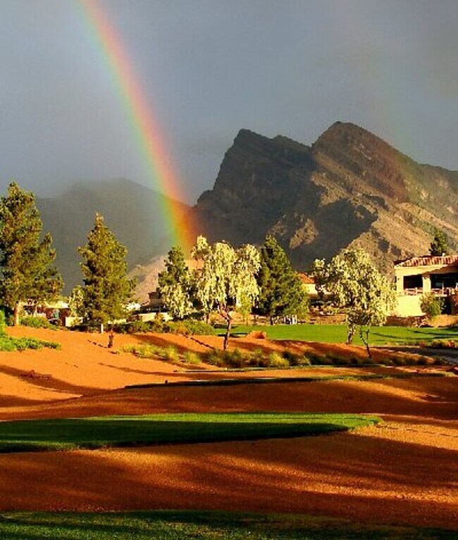 Building Photo - SUN CITY SUMMERLIN 1-STORY ON GOLF COURSE ...