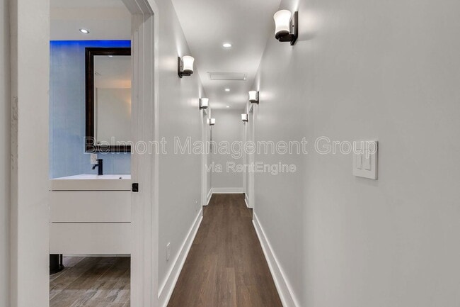 Building Photo - 283 N Ranger Blvd