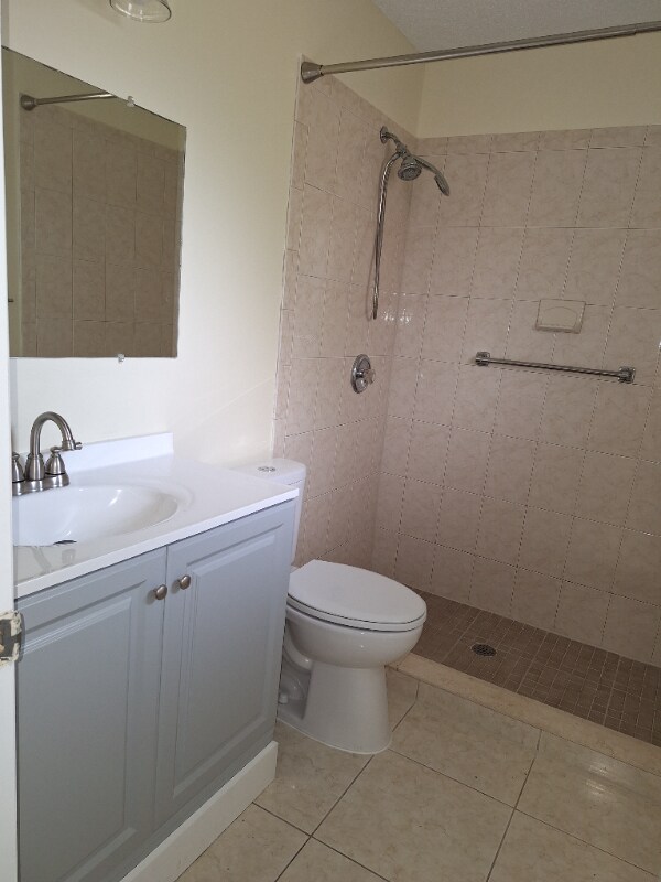 Building Photo - 125 22nd Ave