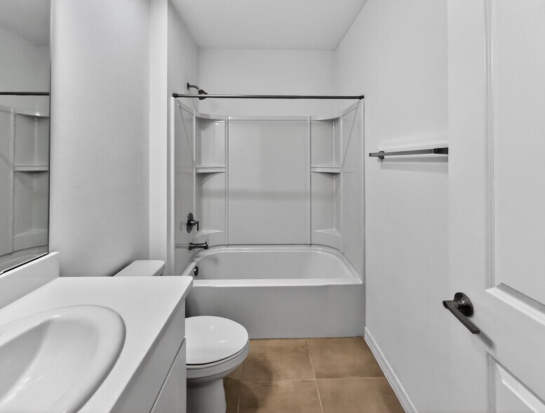 Building Photo - 3917 Southern Vista Loop