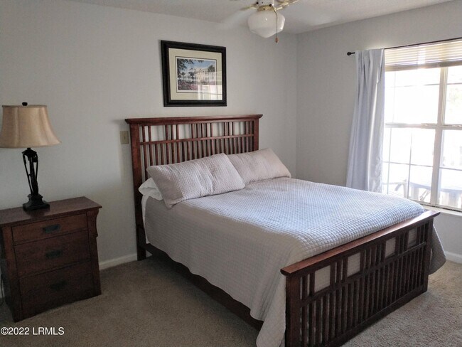 Building Photo - 1231 Ladys Island Dr