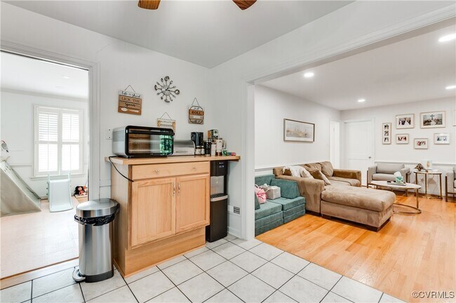 Building Photo - 530 Ridgeley Ln