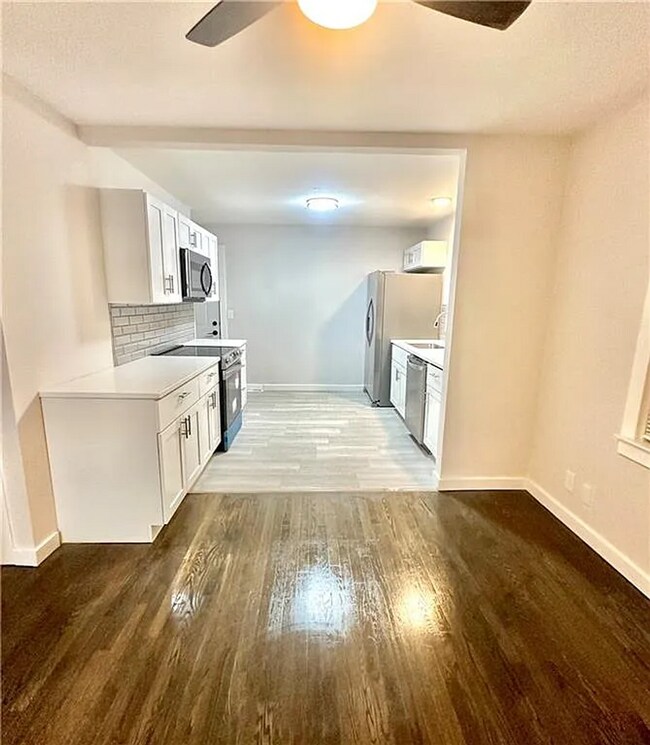 Building Photo - Welcome Home to Comfort, Space & Style!