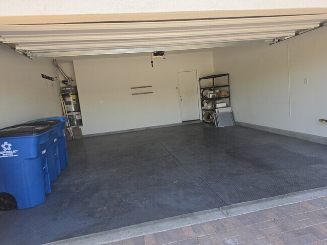 Building Photo - 4 Bedrooms PLUS loft and office/den in Cadence!