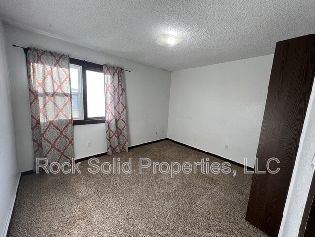 Building Photo - 3061 Reed Ave