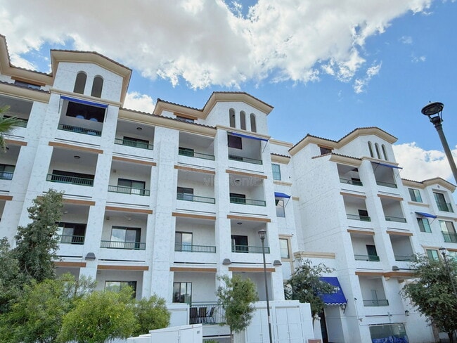 Building Photo - 2511 W Queen Creek Rd