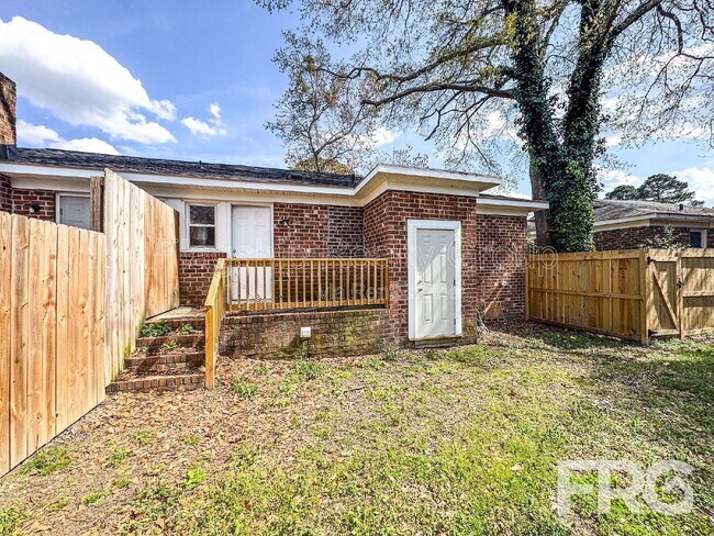 Building Photo - 113 Stancill Dr