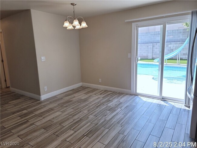 Building Photo - 604 Dolores Dr