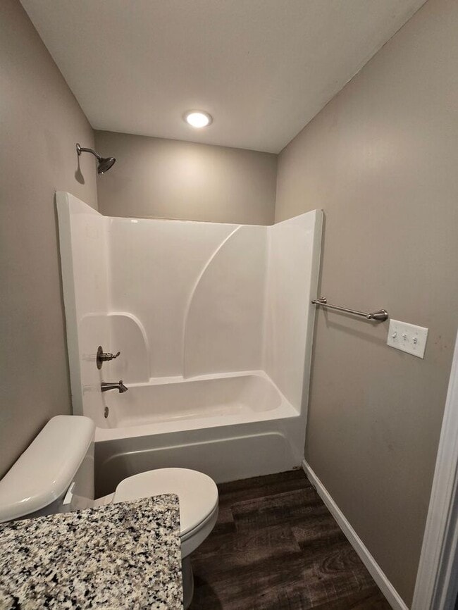 Building Photo - Your Winter Shared Housing Solution – Comfort, Convenience, and Savings!