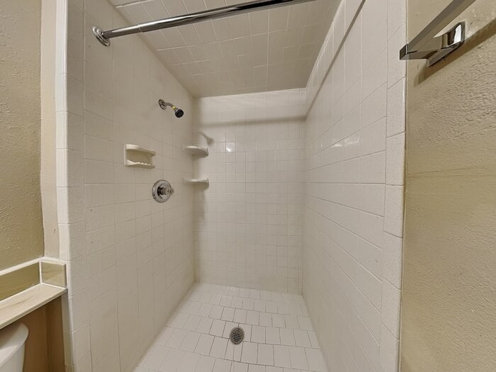 Building Photo - 209 Ripplewood Dr